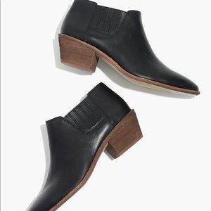 New in Box Madewell Chelsea Myles Boot Black